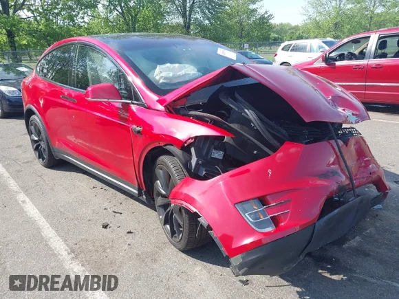 ✅ 2020 Tesla Model X Long Range • VIN: 5YJXCDE22LF266391 • Лот: 42189790. Опубликован ранее на IAAI с пробегом 71 995 миль. Бесплатный доступ к архиву аукционных продаж из США и подробный отчёт об истории автомобиля на DreamBid. Изображение 1.