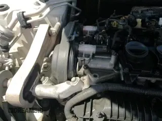 ✅ 2017 Volvo S90 Momentum • VIN: YV1102AK7H1008418 • Лот: 80918895. Опубликован ранее на Copart с пробегом 122 790 миль. Бесплатный доступ к архиву аукционных продаж из США и подробный отчёт об истории автомобиля на DreamBid. Изображение 12.