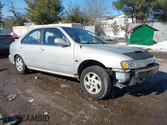 ✅ 1999 Nissan Sentra XE • VIN: 1N4AB41D7XC711958 • Лот: 44320598. Опубліковано раніше на IAAI з пробігом 123 020 миль. Безкоштовний доступ до архіву аукціонних продажів зі США та докладний звіт про історію автомобіля на DreamBid. Зображення 1.