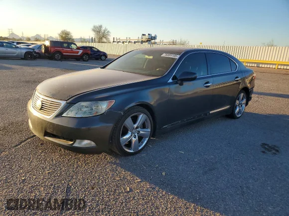 ✅ 2007 Lexus LS 460 L • VIN: JTHGL46F675006387 • Lot: 76005195. Wystawiony na Copart z przebiegiem Nie podano. Bezpłatny archiwum sprzedaży aukcyjnych z USA i szczegółowy raport historii pojazdu na DreamBid. Zdjęcie 1.