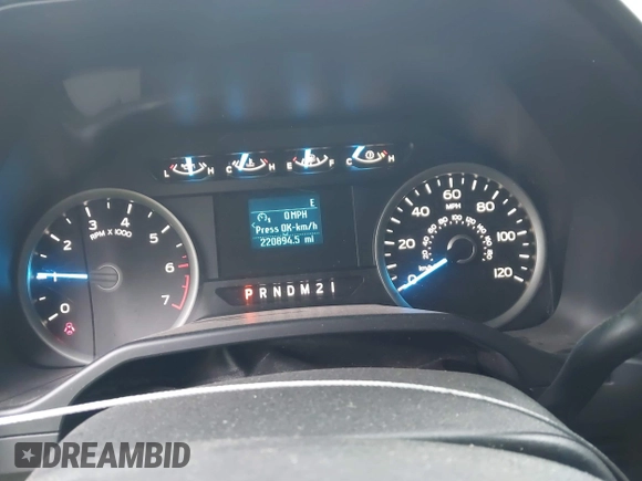 ✅ 2017 Ford F-150 King Ranch • VIN: 1FTEW1CF5HFA87591 • Lot: 45018792. Wystawiony na IAAI z przebiegiem 220 894 mil. Bezpłatny archiwum sprzedaży aukcyjnych z USA i szczegółowy raport historii pojazdu na DreamBid. Zdjęcie 7.