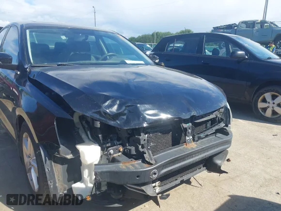 ✅ 2011 Volkswagen Jetta TDI • VIN: 3VWLL7AJ4BM100877 • Lot: 42994473. Wystawiony na IAAI z przebiegiem 161 668 mil. Bezpłatny archiwum sprzedaży aukcyjnych z USA i szczegółowy raport historii pojazdu na DreamBid. Zdjęcie 6.