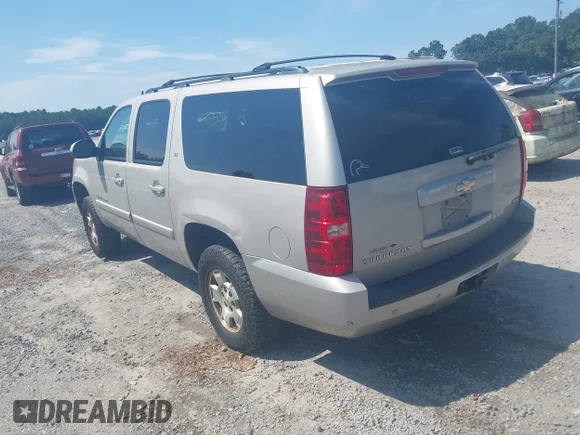 ✅ 2008 Chevrolet Suburban 3LT • VIN: 1GNFC16018J216208 • Lot: 42875542. Wystawiony na IAAI z przebiegiem 263 712 mil. Bezpłatny archiwum sprzedaży aukcyjnych z USA i szczegółowy raport historii pojazdu na DreamBid. Zdjęcie 3.