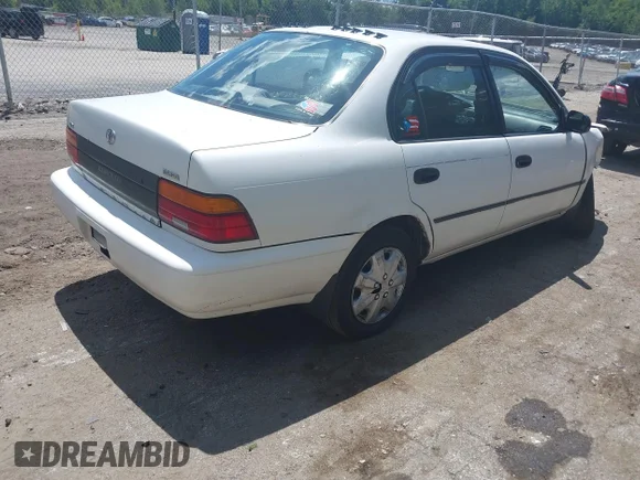 ✅ 1993 Toyota Corolla • VIN: 2T1AE09E6PC029698 • Лот: 42807151. Опубліковано раніше на IAAI з пробігом 125 417 миль. Безкоштовний доступ до архіву аукціонних продажів зі США та докладний звіт про історію автомобіля на DreamBid. Зображення 4.