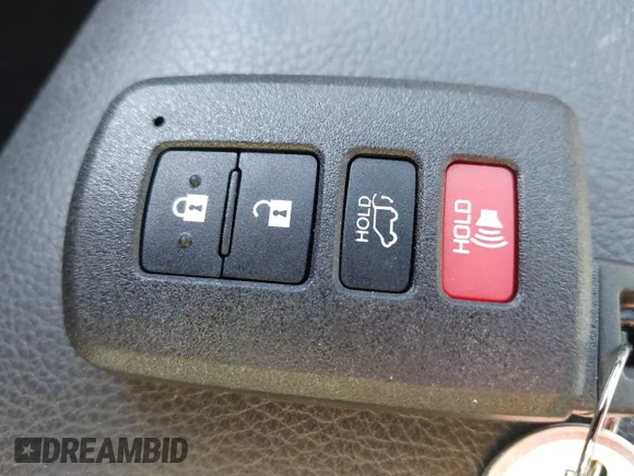 ✅ 2018 Toyota RAV4 SE • VIN: JTMNFREVXJJ723329 • Лот: 44239062. Опубліковано раніше на IAAI з пробігом 65 127 миль. Безкоштовний доступ до архіву аукціонних продажів зі США та докладний звіт про історію автомобіля на DreamBid. Зображення 11.