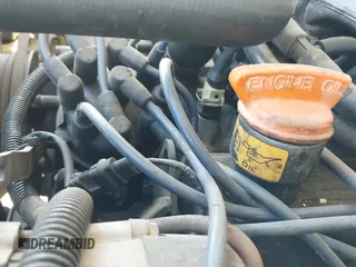 ✅ 1991 Land Rover Range Rover • VIN: SALHV1240MA445261 • Lot: 42428768. Wystawiony na IAAI z przebiegiem 186 327 mil. Bezpłatny archiwum sprzedaży aukcyjnych z USA i szczegółowy raport historii pojazdu na DreamBid. Zdjęcie 12.