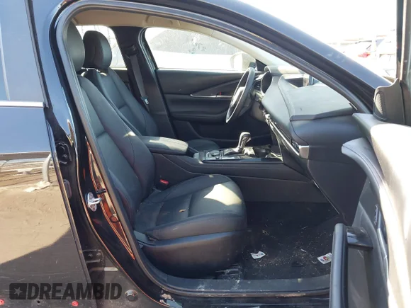 ✅ 2025 Mazda CX-30 S Select Sport • VIN: 3MVDMBBM1SM772541 • Lot: 44594737. Wystawiony na IAAI z przebiegiem 25 991 mil. Bezpłatny archiwum sprzedaży aukcyjnych z USA i szczegółowy raport historii pojazdu na DreamBid. Zdjęcie 5.