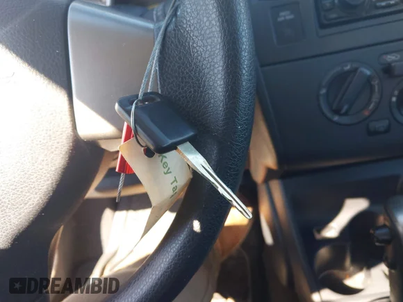 ✅ 2011 Nissan Versa 1.6 • VIN: 3N1CC1AP2BL420504 • Лот: 44456648. Опубліковано раніше на IAAI з пробігом 61 947 миль. Безкоштовний доступ до архіву аукціонних продажів зі США та докладний звіт про історію автомобіля на DreamBid. Зображення 11.