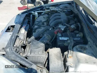 ✅ 2008 Mercury Milan Premier • VIN: 3MEHM08108R601231 • Lot: 43189336. Wystawiony na IAAI z przebiegiem 273 989 mil. Bezpłatny archiwum sprzedaży aukcyjnych z USA i szczegółowy raport historii pojazdu na DreamBid. Zdjęcie 16.