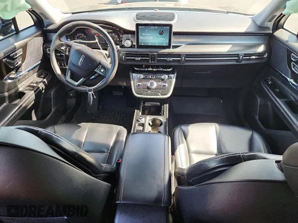 ✅ 2022 Lincoln Corsair Standard • VIN: 5LMCJ1C98NUL03532 • Lot: 47584096. Wystawiony na Copart z przebiegiem 108 437 mil. Bezpłatny archiwum sprzedaży aukcyjnych z USA i szczegółowy raport historii pojazdu na DreamBid. Zdjęcie 8.