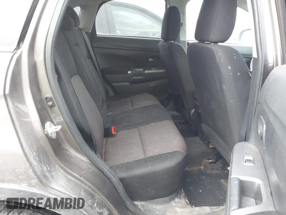 ✅ 2019 Mitsubishi Outlander ES • VIN: JA4AR3AU7KU035296 • Lot: 44146866. Wystawiony na IAAI z przebiegiem 188 171 mil. Bezpłatny archiwum sprzedaży aukcyjnych z USA i szczegółowy raport historii pojazdu na DreamBid. Zdjęcie 8.