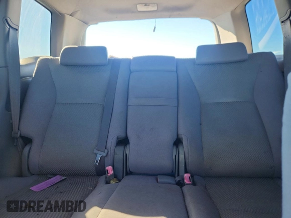 ✅ 2005 Toyota Highlander • VIN: JTEGP21A350070723 • Lot: 74960995. Wystawiony na Copart z przebiegiem 158 135 mil. Bezpłatny archiwum sprzedaży aukcyjnych z USA i szczegółowy raport historii pojazdu na DreamBid. Zdjęcie 10.
