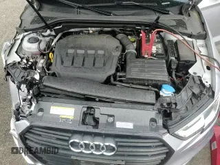 ✅ 2020 Audi A3 S line Premium • VIN: WAUBEGFF1LA066079 • Лот: 80682745. Опубликован ранее на Copart с пробегом 18 162 миль. Бесплатный доступ к архиву аукционных продаж из США и подробный отчёт об истории автомобиля на DreamBid. Изображение 13.