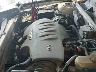 ✅ 2000 Buick Park Avenue • VIN: 1G4CW52K4Y4136302 • Lot: 43351238. Wystawiony na IAAI z przebiegiem 191 073 mil. Bezpłatny archiwum sprzedaży aukcyjnych z USA i szczegółowy raport historii pojazdu na DreamBid. Zdjęcie 12.