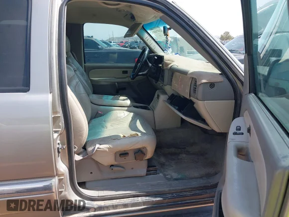 ✅ 2002 GMC Yukon XL SLE • VIN: 3GKFK16Z52G269050 • Lot: 42487691. Wystawiony na IAAI z przebiegiem Nie podano. Bezpłatny archiwum sprzedaży aukcyjnych z USA i szczegółowy raport historii pojazdu na DreamBid. Zdjęcie 5.
