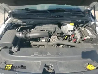 ✅ 2020 Ram 1500 Laramie • VIN: 1C6SRFJT3LN401390 • Lot: 70828025. Wystawiony na Copart z przebiegiem 132 906 mil. Bezpłatny archiwum sprzedaży aukcyjnych z USA i szczegółowy raport historii pojazdu na DreamBid. Zdjęcie 13.