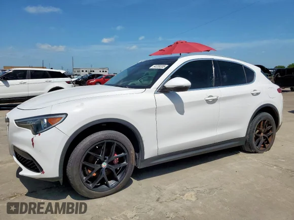 ✅ 2018 Alfa Romeo Stelvio Ti • VIN: ZASFAKBN8J7B81876 • Lot: 64338335. Wystawiony na Copart z przebiegiem 102 509 mil. Bezpłatny archiwum sprzedaży aukcyjnych z USA i szczegółowy raport historii pojazdu na DreamBid. Zdjęcie 1.