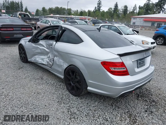 ✅ 2012 Mercedes-Benz C 350 • VIN: WDDGJ5HB5CF735711 • Lot: 42489752. Listed on IAAI with 115,939 mi. Free auction sales archive from the USA and detailed vehicle history report at DreamBid. Image 3.