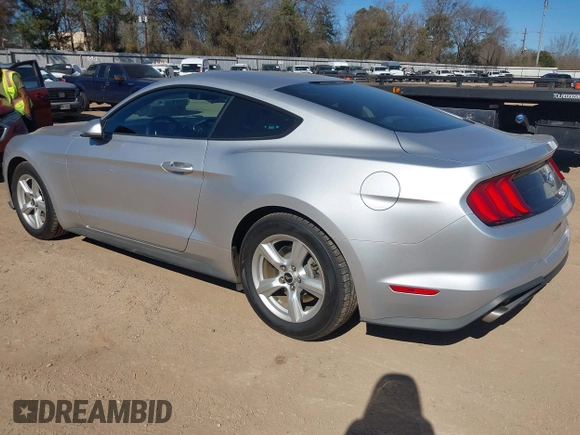 ✅ 2018 Ford Mustang EcoBoost • VIN: 1FA6P8TH5J5113975 • Lot: 44292905. Wystawiony na IAAI z przebiegiem 71 932 mil. Bezpłatny archiwum sprzedaży aukcyjnych z USA i szczegółowy raport historii pojazdu na DreamBid. Zdjęcie 3.