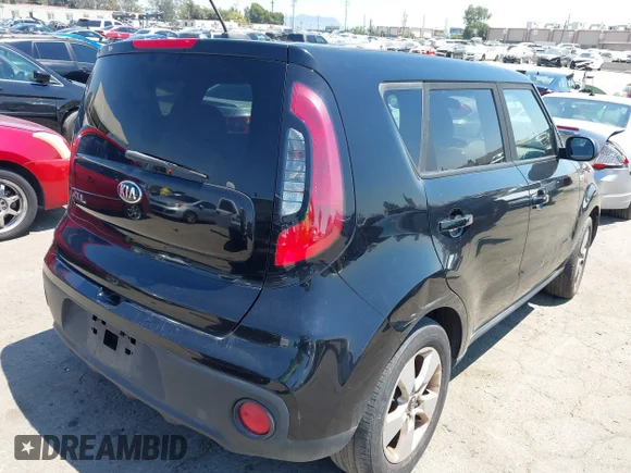✅ 2017 Kia Soul • VIN: KNDJN2A24H7496506 • Lot: 42877508. Wystawiony na IAAI z przebiegiem 85 860 mil. Bezpłatny archiwum sprzedaży aukcyjnych z USA i szczegółowy raport historii pojazdu na DreamBid. Zdjęcie 4.