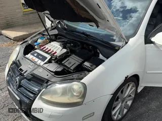 ✅ 2008 Volkswagen R32 • VIN: WVWKC71K68W135808 • Lot: 82083375. Listed on Copart with 184,825 mi. Free auction sales archive from the USA and detailed vehicle history report at DreamBid. Image 11.