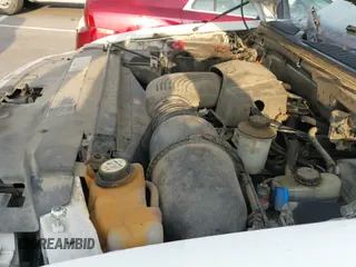 ✅ 2003 Ford F-150 XL • VIN: 1FTRX18L13NA30770 • Lot: 43156096. Listed on IAAI with 173,790 mi. Free auction sales archive from the USA and detailed vehicle history report at DreamBid. Image 15.