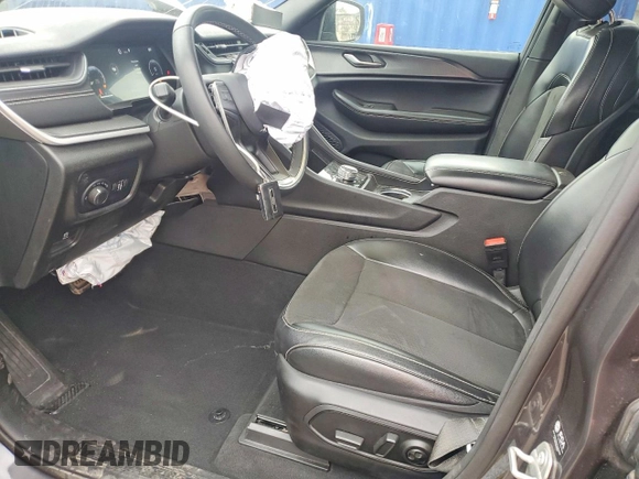 ✅ 2024 Jeep Grand Cherokee Altitude • VIN: 1C4RJHAG8RC124608 • Lot: 74057765. Wystawiony na Copart z przebiegiem 43 958 mil. Bezpłatny archiwum sprzedaży aukcyjnych z USA i szczegółowy raport historii pojazdu na DreamBid. Zdjęcie 7.