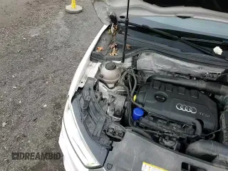 ✅ 2018 Audi Q3 Premium • VIN: WA1ECCFSXJR029780 • Lot: 92663745. Wystawiony na Copart z przebiegiem 139 158 mil. Bezpłatny archiwum sprzedaży aukcyjnych z USA i szczegółowy raport historii pojazdu na DreamBid. Zdjęcie 14.