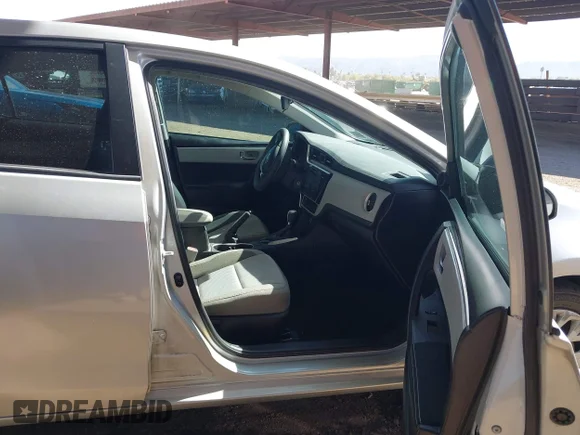 ✅ 2017 Toyota Corolla SE • VIN: 5YFBURHE2HP654968 • Lot: 44470741. Listed on IAAI with 118,232 mi. Free auction sales archive from the USA and detailed vehicle history report at DreamBid. Image 5.