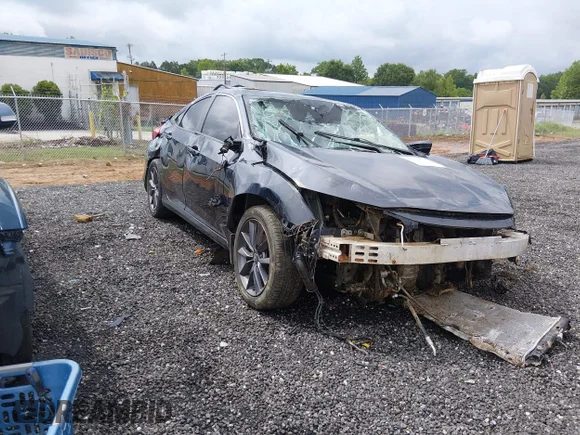 ✅ 2020 Honda Civic EX • VIN: 19XFC1F30LE011598 • Lot: 45210579. Listed on IAAI with 65,880 mi. Free auction sales archive from the USA and detailed vehicle history report at DreamBid. Image 1.