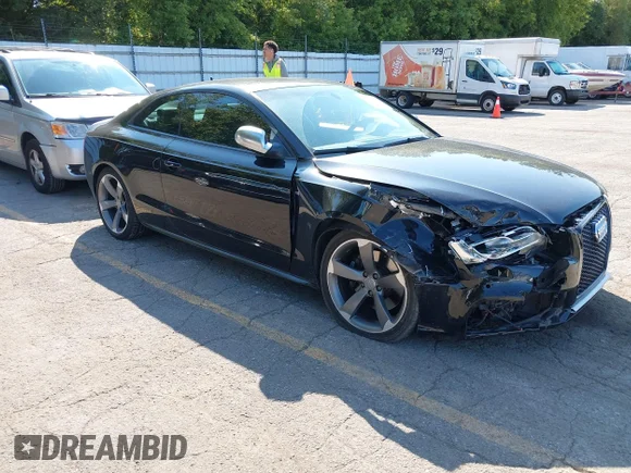 ✅ 2011 Audi S5 Prestige • VIN: WAUVVAFR5BA043441 • Лот: 43174336. Опубліковано раніше на IAAI з пробігом 70 489 миль. Безкоштовний доступ до архіву аукціонних продажів зі США та докладний звіт про історію автомобіля на DreamBid. Зображення 1.