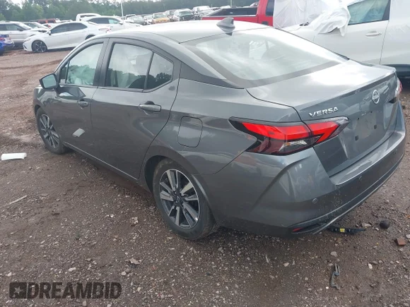 ✅ 2025 Nissan Versa SV • VIN: 3N1CN8EV8SL841851 • Lot: 45421230. Wystawiony na IAAI z przebiegiem 33 532 mil. Bezpłatny archiwum sprzedaży aukcyjnych z USA i szczegółowy raport historii pojazdu na DreamBid. Zdjęcie 3.