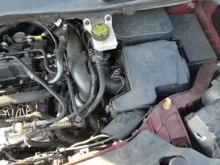 ✅ 2019 Ford Escape SE • VIN: 1FMCU0GD4KUC05919 • Lot: 80580195. Wystawiony na Copart z przebiegiem 148 001 mil. Bezpłatny archiwum sprzedaży aukcyjnych z USA i szczegółowy raport historii pojazdu na DreamBid. Zdjęcie 15.