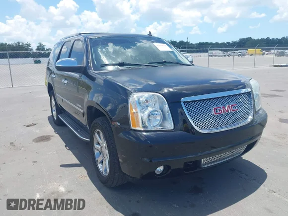 ✅ 2014 GMC Yukon Denali • VIN: 1GKS2EEF4ER215398 • Lot: 45154795. Wystawiony na IAAI z przebiegiem 198 614 mil. Bezpłatny archiwum sprzedaży aukcyjnych z USA i szczegółowy raport historii pojazdu na DreamBid. Zdjęcie 1.