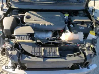 ✅ 2023 Jeep Cherokee Altitude Lux • VIN: 1C4PJMMB0PD103520 • Lot: 87125115. Wystawiony na Copart z przebiegiem 9 528 mil. Bezpłatny archiwum sprzedaży aukcyjnych z USA i szczegółowy raport historii pojazdu na DreamBid. Zdjęcie 14.