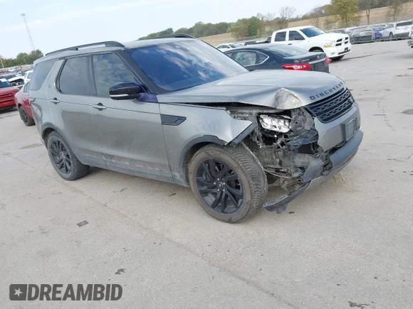 ✅ 2017 Land Rover Discovery HSE • VIN: SALRRBBK8HA036069 • Lot: 43456979. Wystawiony na IAAI z przebiegiem 116 799 mil. Bezpłatny archiwum sprzedaży aukcyjnych z USA i szczegółowy raport historii pojazdu na DreamBid. Zdjęcie 1.