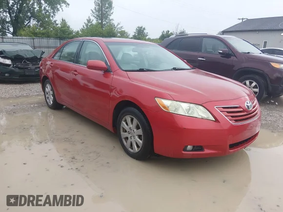✅ 2007 Toyota Camry XLE • VIN: JTNBE46K573034613 • Lot: 45212017. Wystawiony na IAAI z przebiegiem 235 064 mil. Bezpłatny archiwum sprzedaży aukcyjnych z USA i szczegółowy raport historii pojazdu na DreamBid. Zdjęcie 1.