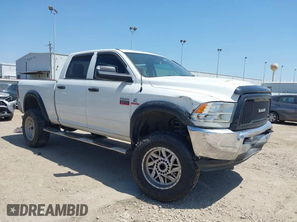 ✅ 2012 Ram 2500 ST • VIN: 3C6UD5CLXCG301343 • Лот: 42009239. Опубліковано раніше на IAAI з пробігом 139 514 миль. Безкоштовний доступ до архіву аукціонних продажів зі США та докладний звіт про історію автомобіля на DreamBid. Зображення 1.