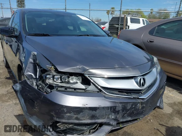 ✅ 2018 Acura ILX • VIN: 19UDE2F30JA006961 • Lot: 41848000. Wystawiony na IAAI z przebiegiem 67 828 mil. Bezpłatny archiwum sprzedaży aukcyjnych z USA i szczegółowy raport historii pojazdu na DreamBid. Zdjęcie 6.