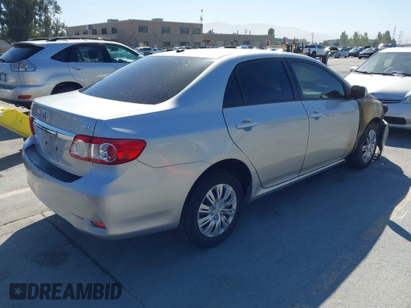✅ 2011 Toyota Corolla LE • VIN: JTDBU4EEXB9158241 • Lot: 45266284. Wystawiony na IAAI z przebiegiem 186 322 mil. Bezpłatny archiwum sprzedaży aukcyjnych z USA i szczegółowy raport historii pojazdu na DreamBid. Zdjęcie 4.