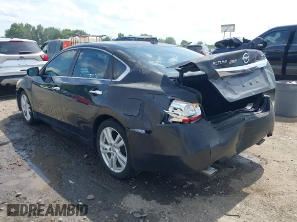 ✅ 2013 Nissan Altima SL • VIN: 1N4BL3AP3DC209014 • Лот: 45293647. Опубліковано раніше на IAAI з пробігом 161 075 миль. Безкоштовний доступ до архіву аукціонних продажів зі США та докладний звіт про історію автомобіля на DreamBid. Зображення 3.