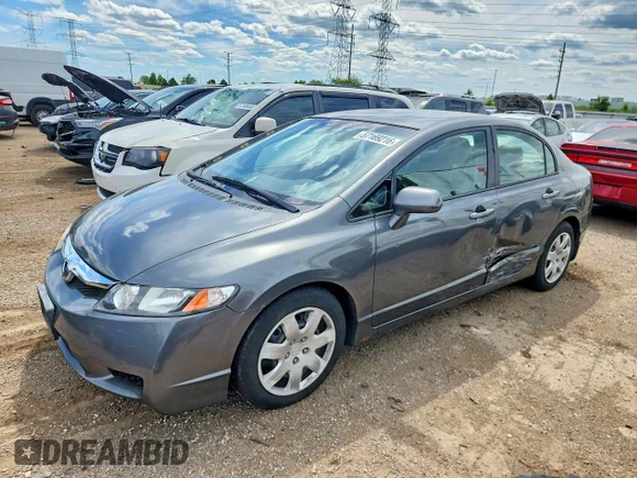 ✅ 2010 Honda Civic LX • VIN: 19XFA1F58AE021820 • Лот: 57169216. Опубликован ранее на Copart с пробегом 188 760 миль. Бесплатный доступ к архиву аукционных продаж из США и подробный отчёт об истории автомобиля на DreamBid. Изображение 1.