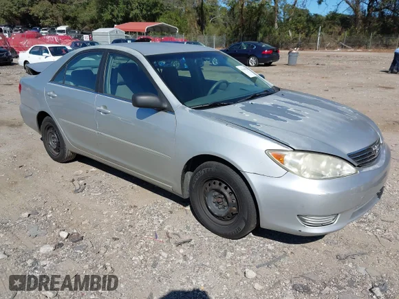 ✅ 2005 Toyota Camry STD • VIN: JTDBE32K953030565 • Лот: 43469038. Опубліковано раніше на IAAI з пробігом 112 925 миль. Безкоштовний доступ до архіву аукціонних продажів зі США та докладний звіт про історію автомобіля на DreamBid. Зображення 1.