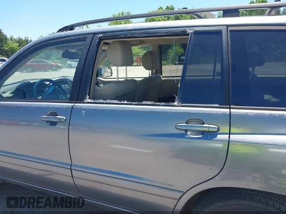 ✅ 2001 Toyota Highlander • VIN: JTEGF21A810020686 • Лот: 43567981. Опубликован ранее на IAAI с пробегом 149 978 миль. Бесплатный доступ к архиву аукционных продаж из США и подробный отчёт об истории автомобиля на DreamBid. Изображение 6.