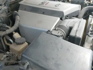 ✅ 2005 Toyota Land Cruiser • VIN: JTEHT05J552070760 • Lot: 43474548. Wystawiony na IAAI z przebiegiem 233 833 mil. Bezpłatny archiwum sprzedaży aukcyjnych z USA i szczegółowy raport historii pojazdu na DreamBid. Zdjęcie 18.