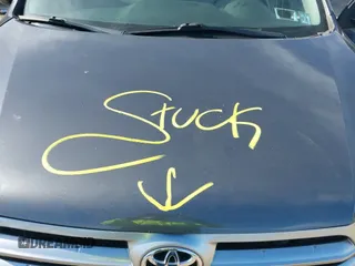 ✅ 2013 Toyota Highlander Plus • VIN: 5TDZA3EH0DS031921 • Lot: 43483496. Listed on IAAI with 106,332 mi. Free auction sales archive from the USA and detailed vehicle history report at DreamBid. Image 19.