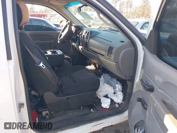 ✅ 2010 GMC Sierra 1500 Work Truck • VIN: 1GTPCTEXXAZ272419 • Lot: 44360526. Wystawiony na IAAI z przebiegiem 189 580 mil. Bezpłatny archiwum sprzedaży aukcyjnych z USA i szczegółowy raport historii pojazdu na DreamBid. Zdjęcie 5.
