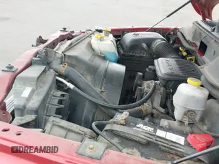 2007 Dodge 1500 ST z VIN 1D7HA18K97J587823, wystawiony jako IAAI lot #40178237 z przebiegiem 259 821 mil mil oraz . Historia ofert i sprzedaży dostępna na DreamBid. Obrazek 12.