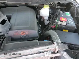 ✅ 2019 Ram 1500 Warlock • VIN: 1C6RR6GG9KS698304 • Лот: 82530645. Опубликован ранее на Copart с пробегом 149 854 миль. Бесплатный доступ к архиву аукционных продаж из США и подробный отчёт об истории автомобиля на DreamBid. Изображение 15.