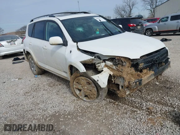 ✅ 2008 Toyota RAV4 Sport • VIN: JTMBD32V186059946 • Lot: 44669322. Listed on IAAI with 221,897 mi. Free auction sales archive from the USA and detailed vehicle history report at DreamBid. Image 1.